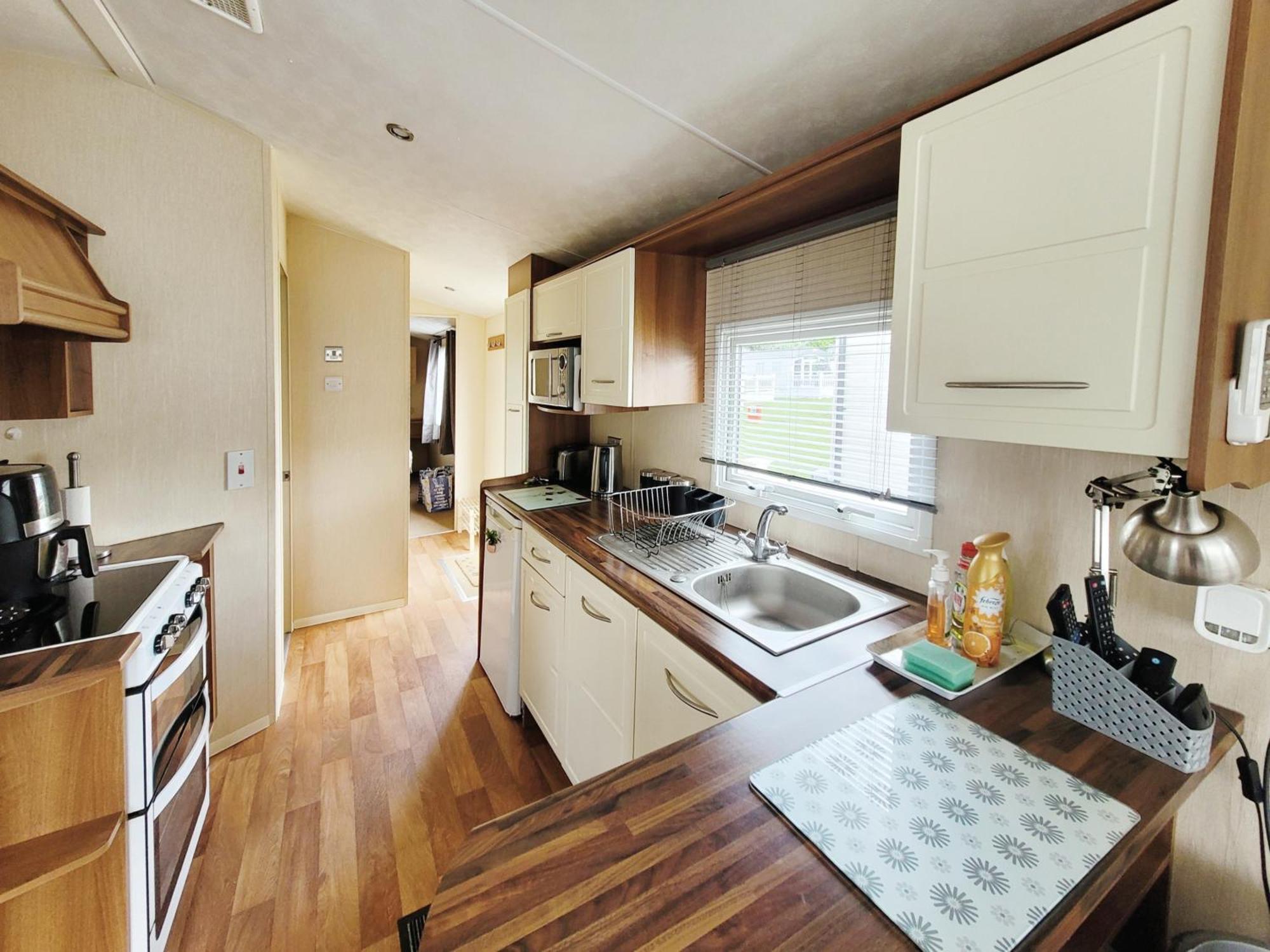 Lakeside Cotswold Holiday Home Cirencester Exterior foto